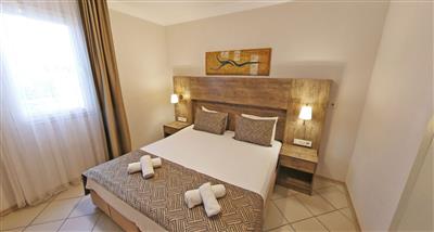 Smart Holiday Hotel & Suites