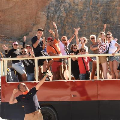 Smart Holiday Hotel & Suites