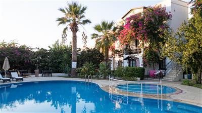 Mare Garden Hotel